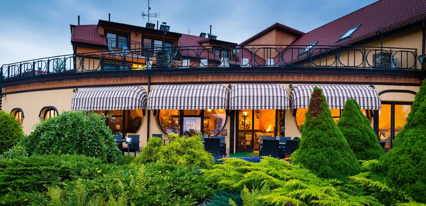 Hotel Ognisty Ptak – prístav pre jachty